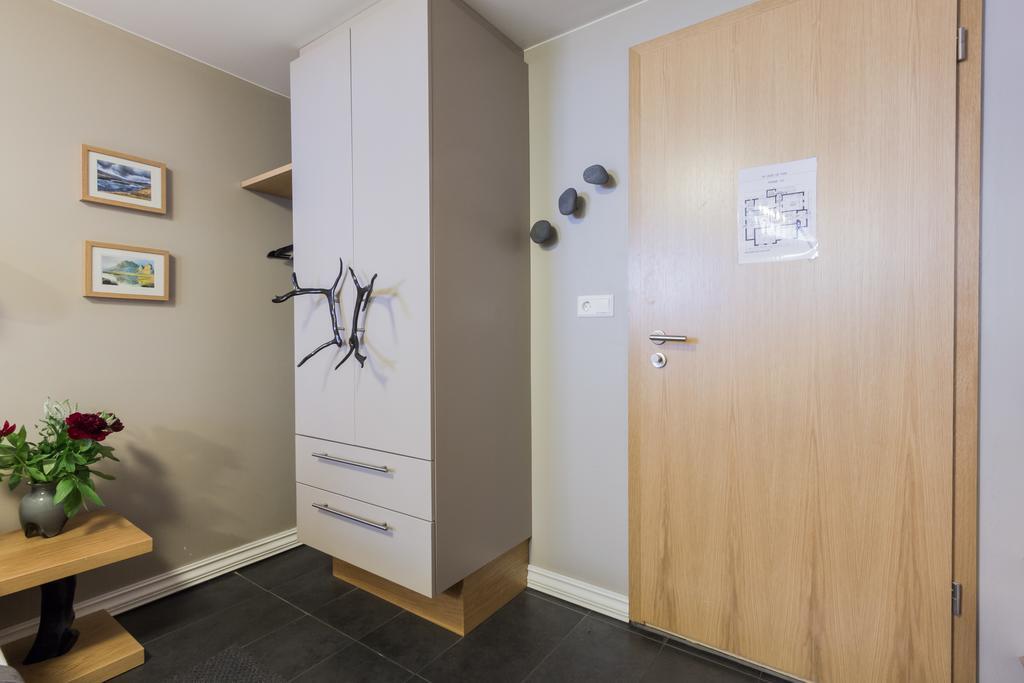 Smaragata Rooms Reykjavik Bagian luar foto