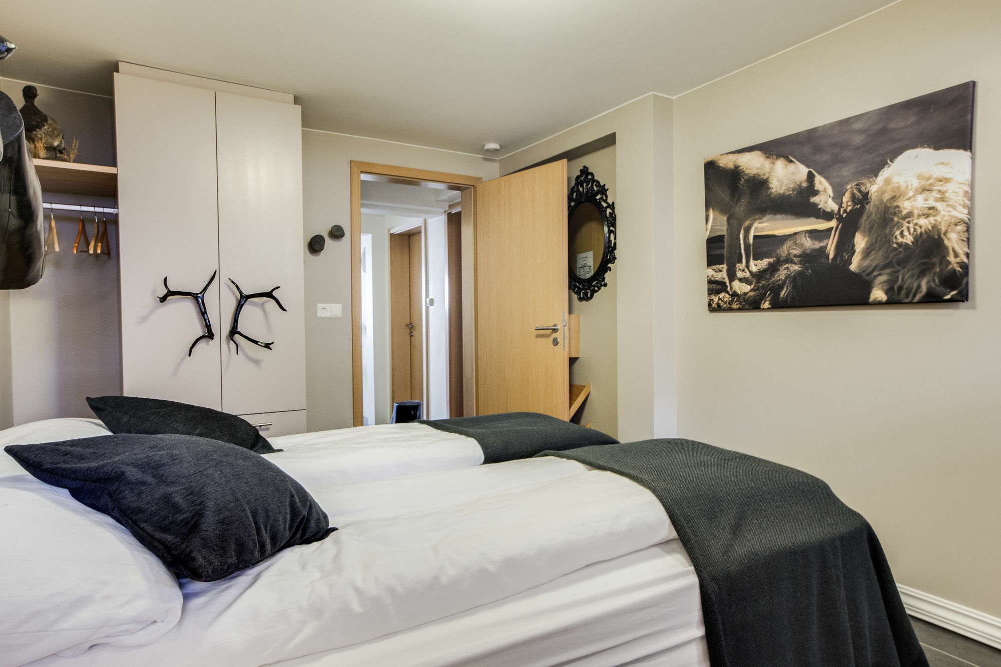 Smaragata Rooms Reykjavik Bagian luar foto