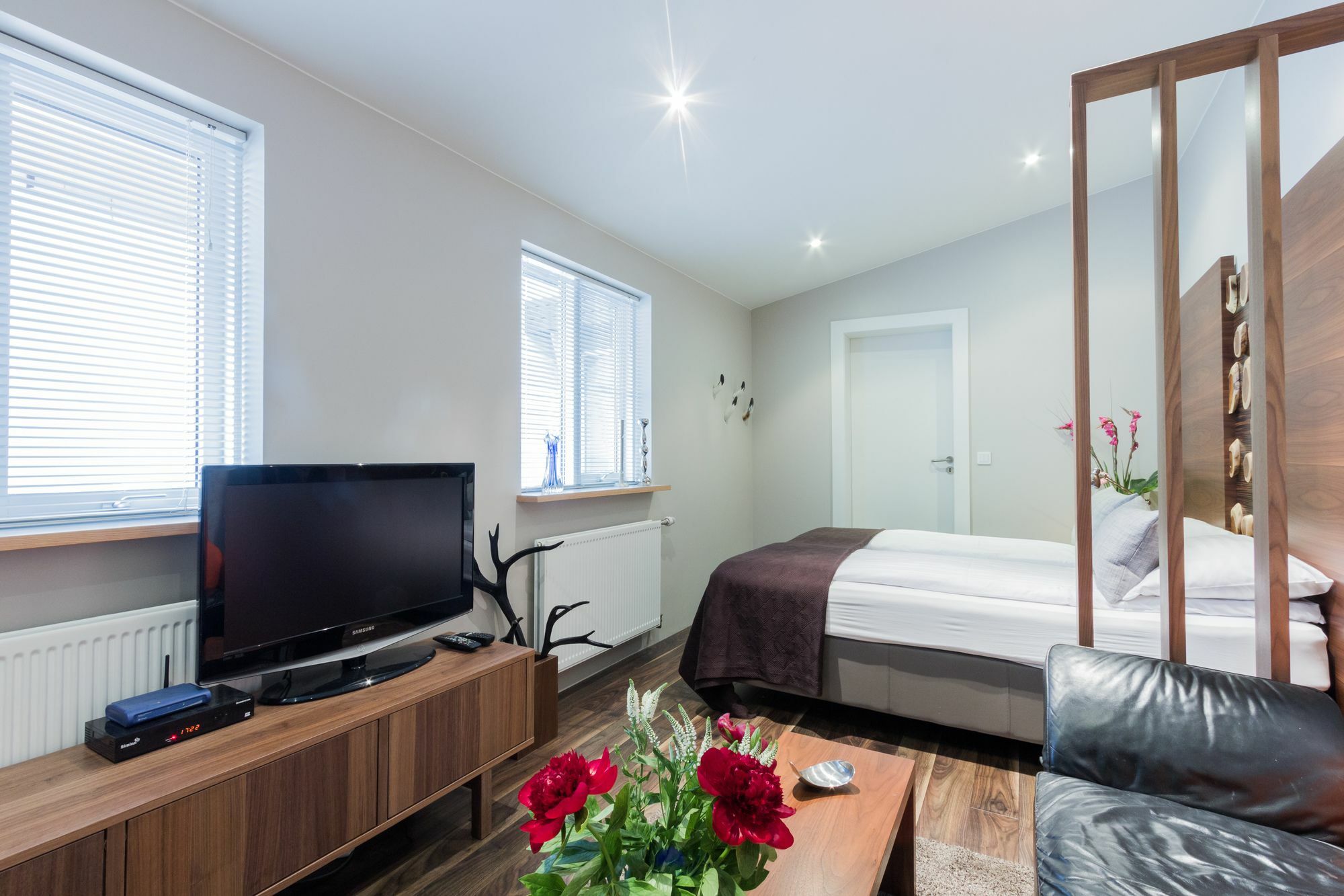 Smaragata Rooms Reykjavik Bagian luar foto